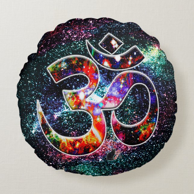 Universal OM Karma Rond Kussen (Voorkant)