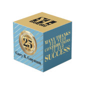 Universele mijlpaal werknemer jubileum award club kubus (Voorkant hoekig)