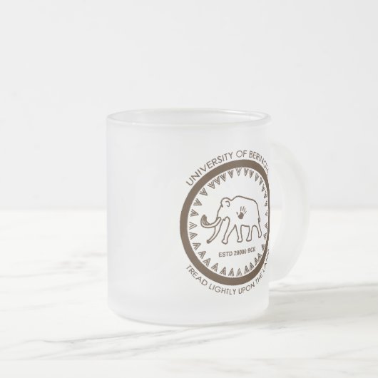 Universiteit van Beringia Mammoth Matglas Koffiemok (Voorkant rechts)