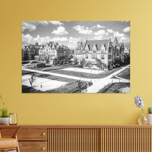 Universiteit van CHICAGO Campus 1907 Canvas Afdruk (Insitu (Woonkamer))
