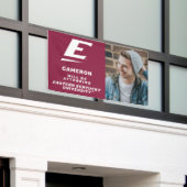 Universiteit van Oost-Kentucky E Spandoek (Buitenkant Gebouw)