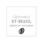 University of Hy-Brasil, Est. 1325 Rubberstempel (Afrduk)