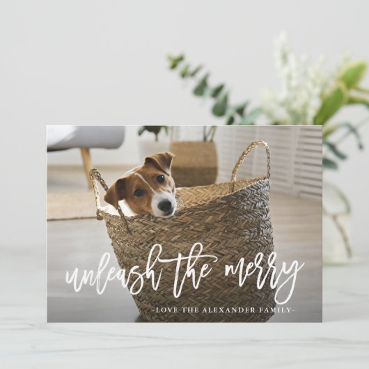 Unleash the Merry Script Cute Dog Photo Feestdagenkaart (Staand voorkant)
