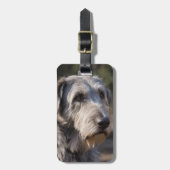 Unmpressed Majesty: The Wolfhounds Stoic Gaze (De  Bagagelabel (Voorkant verticaal)