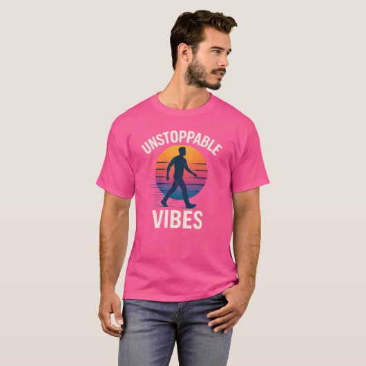 Unstoppable Vibes Retro Sunset Silhouette T-Shirt (Voorkant volledig)