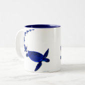 UP, UP & AWAY! TWEEKLEURIGE KOFFIEMOK (Voorkant links)