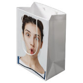 Upload Your Funny Face Photo Selfie Medium Cadeauzakje (Achterkant Gekanteld)