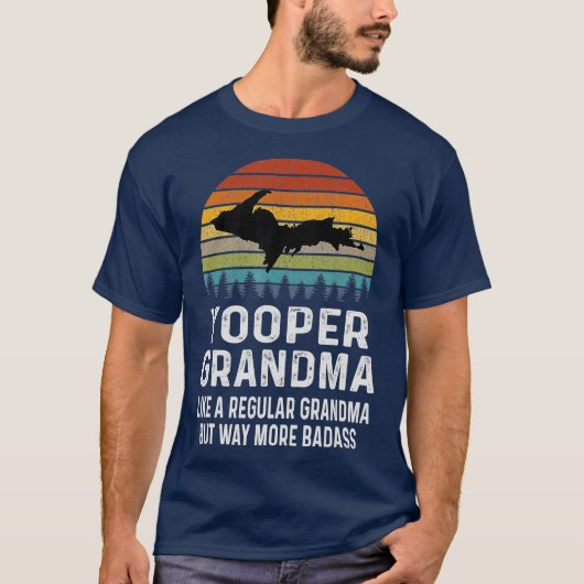 Upper Peninsula Michigan Gifts Yooper Grandma T-shirt (Voorkant)