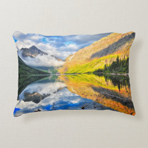 Upper Two Medicine Lake op Sunrise Accent Kussen