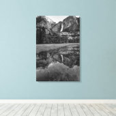 Upper Yosemite Falls Scenisch Canvas Afdruk (Insitu (Houten vloer))