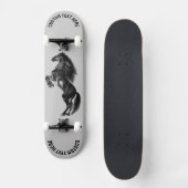 Upright Black Wild Horse Skateboard - Jouw tekst (Voorkant)