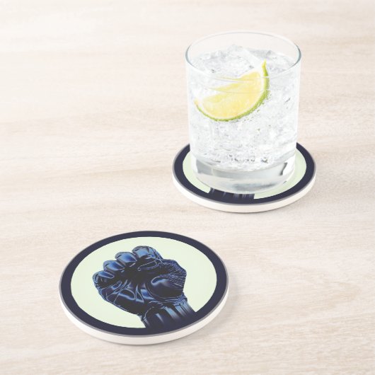 UPRIGHT FIST 2b Circle Stone Onderzetter (Zijkant)