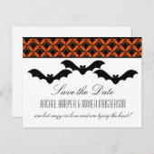 Uptown Glam Bats Halloween Save the Date Briefkaar Aankondigingskaart (Voorkant / Achterkant)
