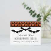 Uptown Glam Bats Halloween Save the Date Briefkaar Aankondigingskaart (Staand voorkant)