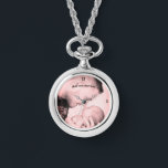 UR Photo Silver eWatch-Ketting toevoegen Horloge<br><div class="desc">Dit zilveren ewatch ketting is klaar voor uw eigen maatwerk met een speciaal afbeelding. Maakt een perfect cadeau voor elke vrouw.</div>