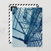 Urban Art winkelwagentjes gestapeld Briefkaart (Voorkant / Achterkant)