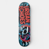 Urban Echoes Neon Ukiyo-E Graffiti Art Persoonlijk Skateboard (Voorkant)