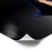 URBAN FLUID ELEGANCE — Timeless Silhouette Poster (Hoek)