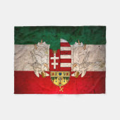 Urban Grunge Hongarije Flag Fleece Blanket (Voorkant (Horizontaal))