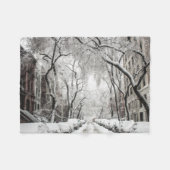 Urban-kerstsneeuw in Brooklyn NY Fleece Deken (Voorkant (Horizontaal))