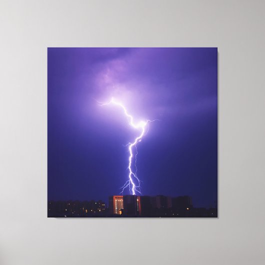Urban Power Surge - Dynamische bliksemschicht over Canvas Afdruk (Voorkant)
