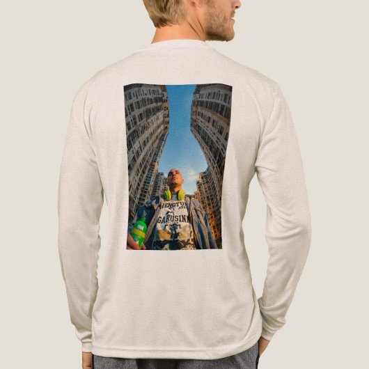 Urban Pulse: City Beats and Concrete Dreams Tri-Blend Shirt (Achterkant volledig)