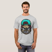 Urban Rebel: gezicht in graffitistijl T-shirt (Voorkant volledig)