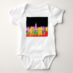 Urban Skyline: Nacht Regenboog Decor. Romper