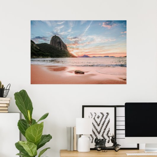 Urca-strand in Rio de Janeiro, Brazilië Poster (Thuiskantoor)