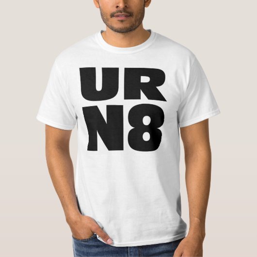 Urineren shirt. t-shirt (Voorkant)