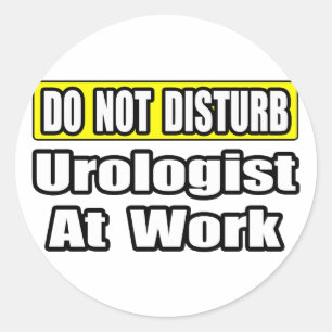 Uroloog niet storen op het werk ronde sticker