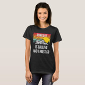 Uruguay Is Calling And I Must Go Wavy Sunset T-shirt (Voorkant volledig)