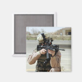 US Air Force Airman voert beveiliging uit Magneet (Voorkant / Achterkant)