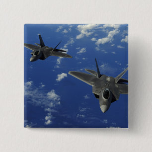 US Air Force F-22 Raptors in vlucht bij Guam Vierkante Button 5,1 Cm