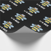 US Bee Funny USB Technical Pun Dark BG Cadeaupapier (Hoek)
