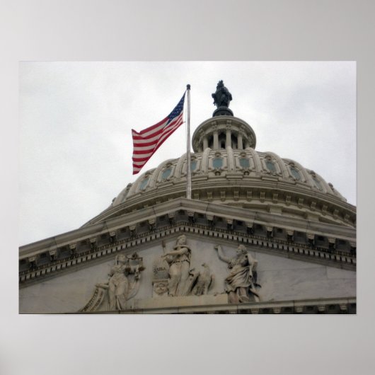 US Capitol Building with American Flag - East Poster (Voorkant)