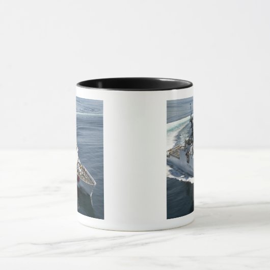 US Coast Guard Cutter Waesche 2 Mok (Midden)