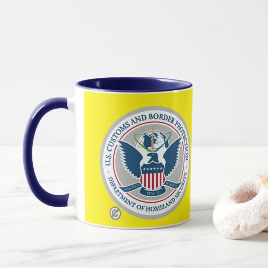 US Customs & Border Protection Mok (Met donut)