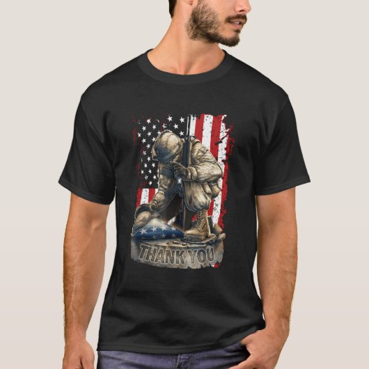 US Flag Veteraan Dank u Militaire Boot Memorial D T-shirt (Voorkant)