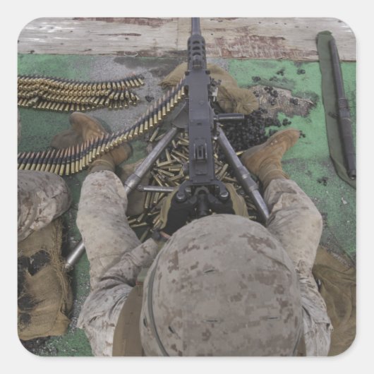 US Marine brandt een M2 50-kaliber machine pistool Vierkante Sticker (Voorkant)