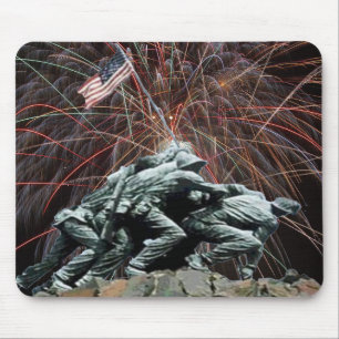 US Marines War Memorial Iwo Jima Fireworks Muismat