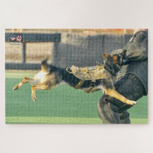 US MILITAIRE WERKENDE HOND (20x30 inch) Legpuzzel