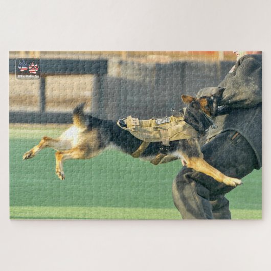 US MILITAIRE WERKENDE HOND (20x30 inch) Legpuzzel (Horizontaal)