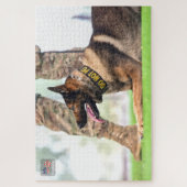 US MILITAIRE WERKENDE HOND (20x30 inch) Legpuzzel (Verticaal)