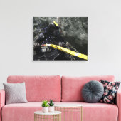 US Navy Diver staat klaar om zijn duik te beginnen Canvas Afdruk (Insitu (Woonkamer))