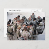 US Soldiers Praying Briefkaart (Voorkant / Achterkant)