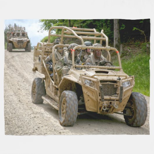 US SPECIALE OPERATIONELE VOERTUIGEN - MRZR-4 FLEECE DEKEN (Voorkant (Horizontaal))