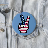 US Victory Sign. Ronde Button 4,0 Cm (In situ)