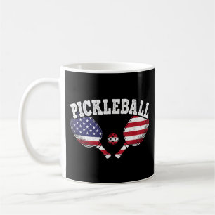 US Vlag Pickleball Speler Vintage Pickle Bal Liefd Koffiemok