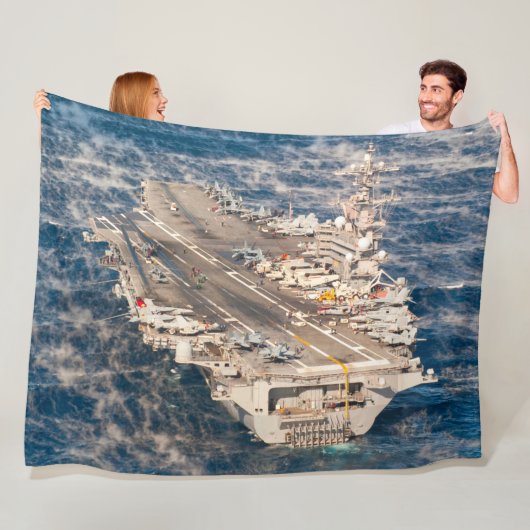 US VLIEGTUIG CARRIER - CVN 77 FLEECE DEKEN (In situ)